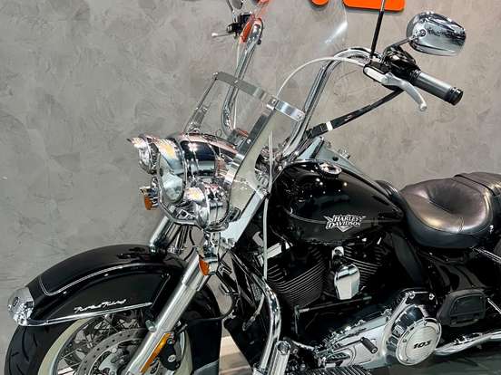 HARLEY-DAVIDSON-ROAD KING CLASSIC HARLEY-DAVIDSON-ROAD KING CLASSIC-2012