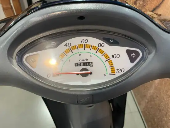 HONDA-C 100 BIZ ES HONDA-C 100 BIZ ES-2000