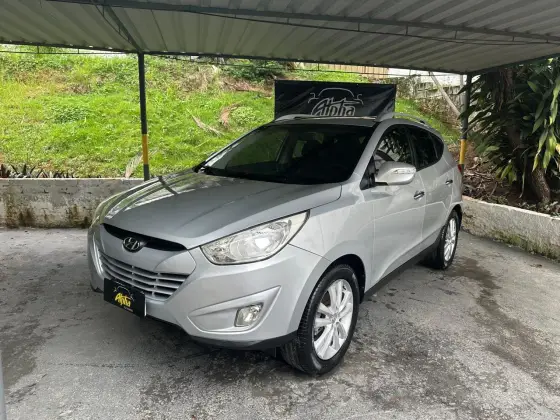 HYUNDAI IX35 2.0 MPI 4X2 16V GASOLINA 4P MANUAL HYUNDAI IX35 2.0 MPI 4X2 16V GASOLINA 4P MANUAL