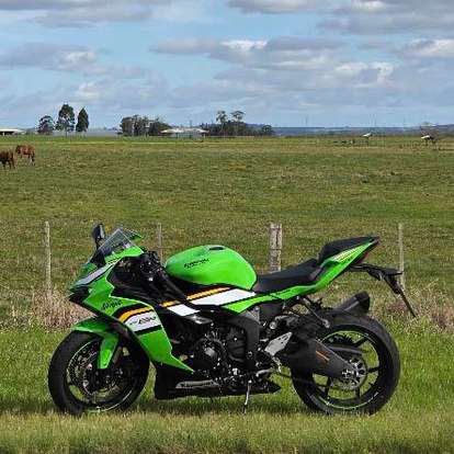 KAWASAKI-NINJA ZX-6R-2025