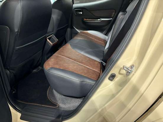 MITSUBISHI-L200 TRITON-2024