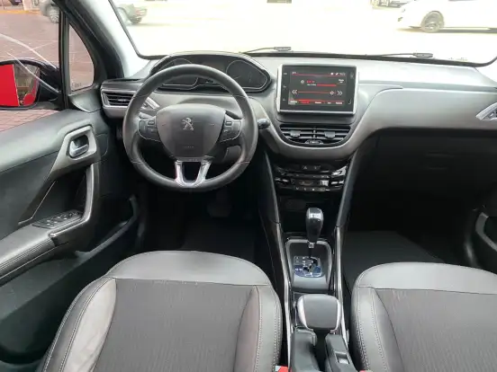 PEUGEOT-2008-1.6 16V THP FLEX GRIFFE 4P AUTOMÁTICO PEUGEOT-2008-2020