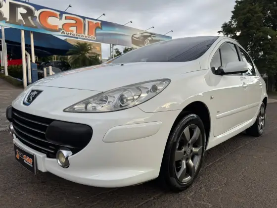 PEUGEOT 307 1.6 PRESENCE PACK 16V FLEX 4P MANUAL
