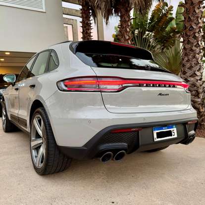 PORSCHE-MACAN-2022