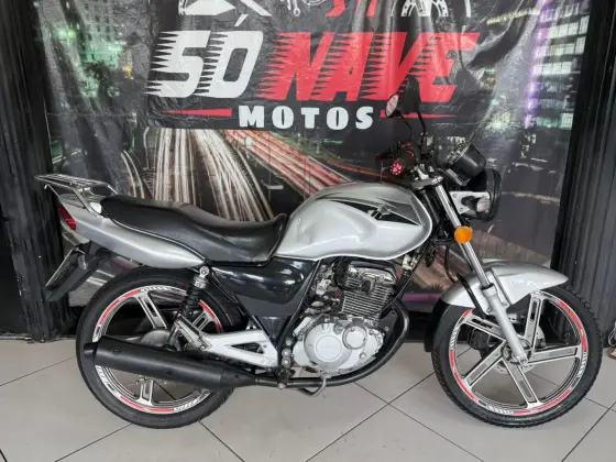 SUZUKI GSR 125 
