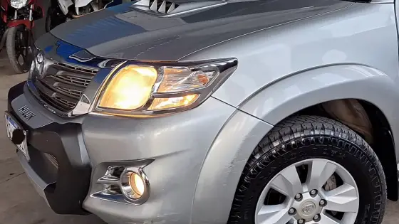 TOYOTA HILUX 3.0 SRV 4X4 CD 16V TURBO INTERCOOLER DIESEL 4P AUTOMÁTICO