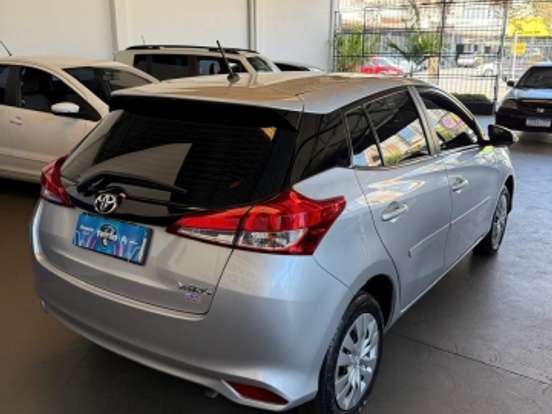 TOYOTA-YARIS-1.3 16V FLEX XL LIVE MULTIDRIVE TOYOTA-YARIS-2021