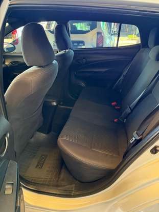 TOYOTA-YARIS-2021