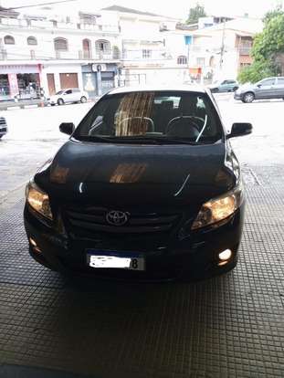 TOYOTA-COROLLA-2011