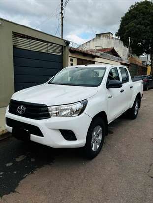 TOYOTA-HILUX-2.8 POWER PACK 4X4 CD 16V DIESEL 4P MANUAL TOYOTA-HILUX-2020
