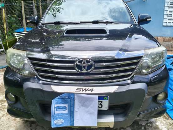 TOYOTA-HILUX SW4-3.0 SRV 4X4 7 LUGARES 16V TURBO INTERCOOLER DIESEL 4P AUTOMÁTICO TOYOTA-HILUX SW4-2015