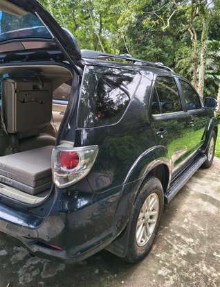 TOYOTA-HILUX SW4-2015