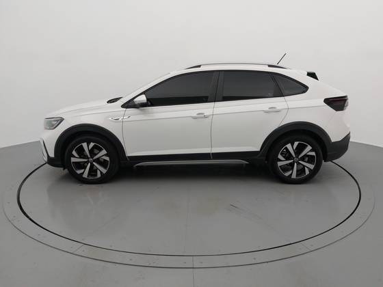 /en/city/cate-car-used-car/volkswagen-nivus-2024-1-0-200-tsi-total-flex-highline-automatic-43886887216153600/-2