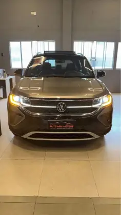 VOLKSWAGEN TAOS 1.4 250 TSI TOTAL FLEX HIGHLINE AUTOMÁTICO