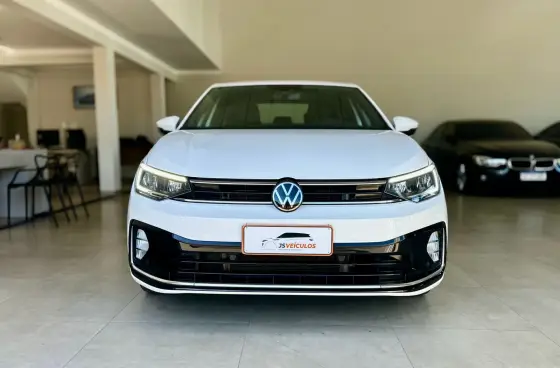 VOLKSWAGEN VIRTUS 1.0 200 TSI HIGHLINE AUTOMÁTICO