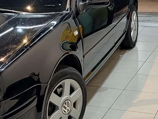 VOLKSWAGEN-GOLF-1.8 MI GTI 20V 150CV TURBO GASOLINA 4P MANUAL VOLKSWAGEN-GOLF-2000