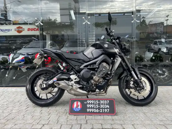 YAMAHA-MT-09-2024