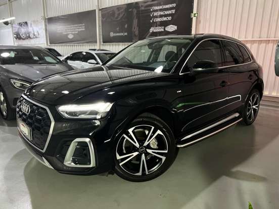 AUDI-Q5-2023