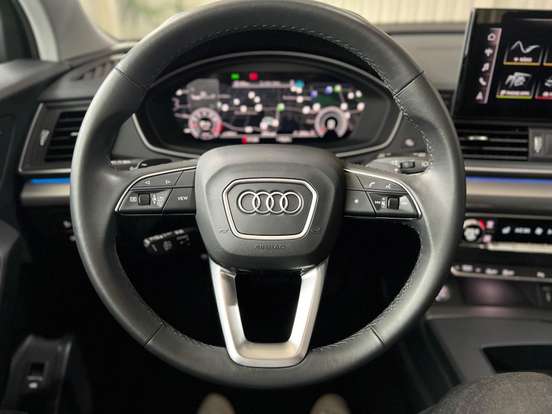 AUDI-Q5-2023