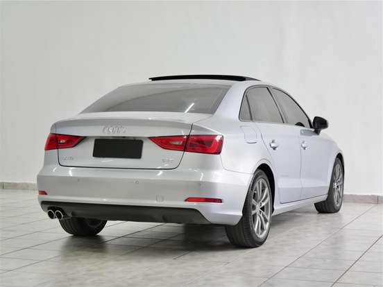 AUDI-A3-1.8 TFSI SEDAN AMBITION 16V 180CV GASOLINA 4P AUTOMÁTICO AUDI-A3-2014