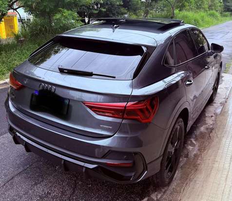 AUDI-Q3-2022
