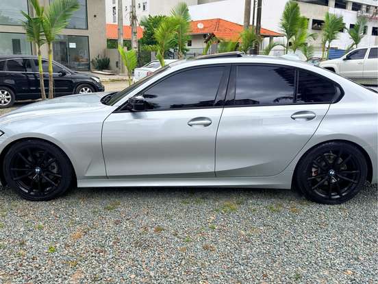 BMW-320i-2.0 16V TURBO GASOLINA SPORT GP AUTOMÁTICO BMW-320i-2020
