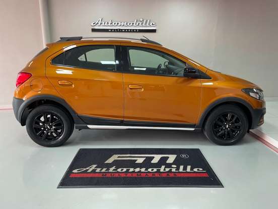 CHEVROLET-ONIX-2018