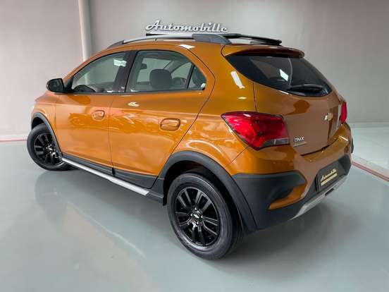CHEVROLET-ONIX-1.4 MPFI ACTIV 8V FLEX 4P MANUAL CHEVROLET-ONIX-2018