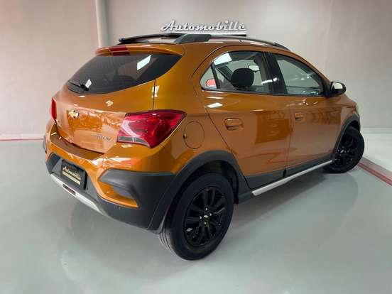 CHEVROLET-ONIX-1.4 MPFI ACTIV 8V FLEX 4P MANUAL CHEVROLET-ONIX-2018
