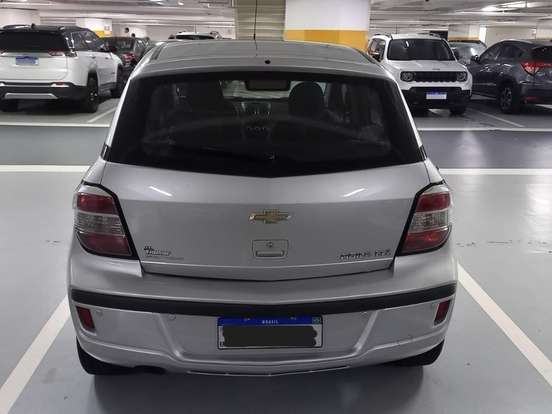 CHEVROLET-AGILE-1.4 MPFI LTZ 8V FLEX 4P AUTOMATIZADO CHEVROLET-AGILE-2013