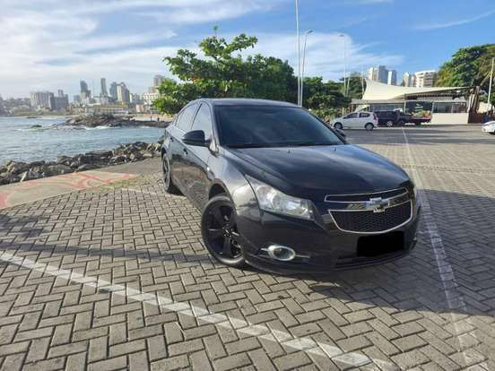 CHEVROLET-CRUZE-2013