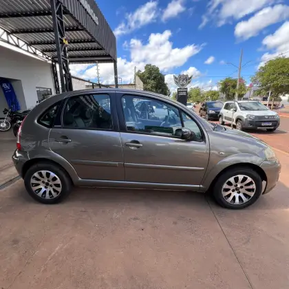 CITROËN C3 1.6 EXCLUSIVE 16V FLEX 4P MANUAL CITROËN C3 1.6 EXCLUSIVE 16V FLEX 4P MANUAL