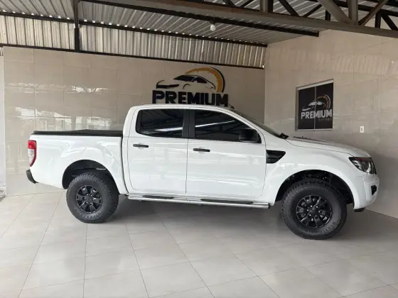FORD RANGER 2.5 XLS 4X2 CD 16V FLEX 4P MANUAL