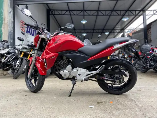 HONDA-CB 300R-2014