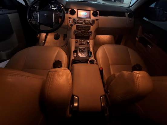 LAND ROVER-DISCOVERY 4-3.0 SE 4X4 V6 24V BI-TURBO DIESEL 4P AUTOMÁTICO LAND ROVER-DISCOVERY 4-2014