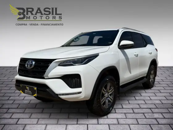 TOYOTA HILUX SW4 2.7 VVT-i FLEX SR 4X2 AUTOMÁTICO