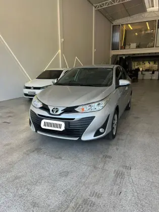 TOYOTA YARIS 1.5 16V FLEX SEDAN XL LIVE MULTIDRIVE