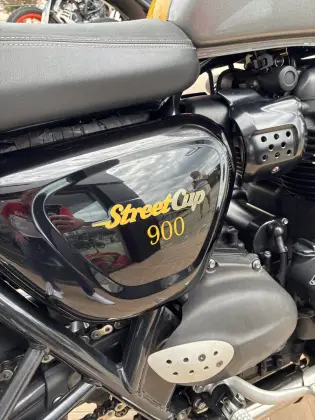 TRIUMPH STREET CUP 