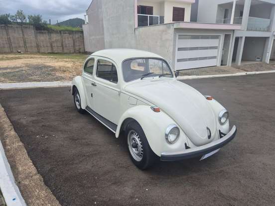 VOLKSWAGEN-FUSCA-1.3 8V GASOLINA 2P MANUAL VOLKSWAGEN-FUSCA-1983
