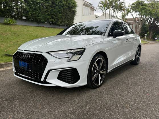 AUDI A3 2.0 40 TFSI MHEV SEDAN PERFORMANCE BLACK S-TRONIC