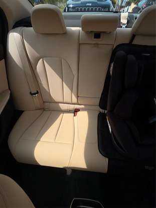 BMW-320i-2020