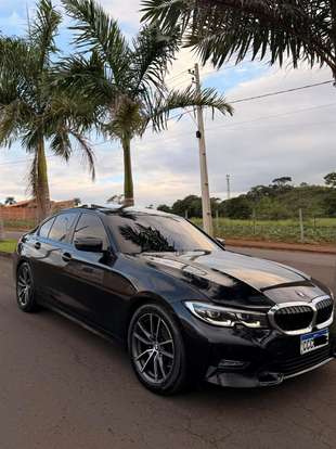 BMW-320i-2020
