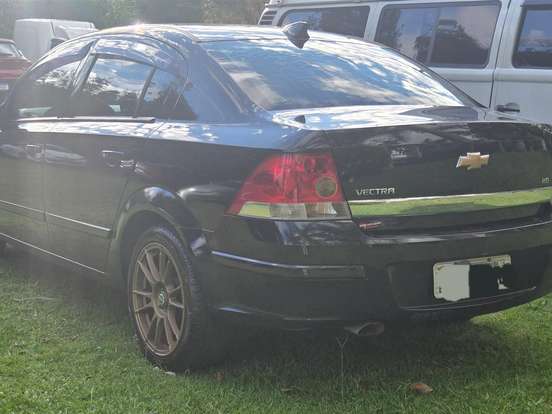 CHEVROLET-VECTRA-2.0 MPFI EXPRESSION 8V 140CV FLEX 4P MANUAL CHEVROLET-VECTRA-2011