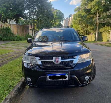 FIAT-FREEMONT-2013