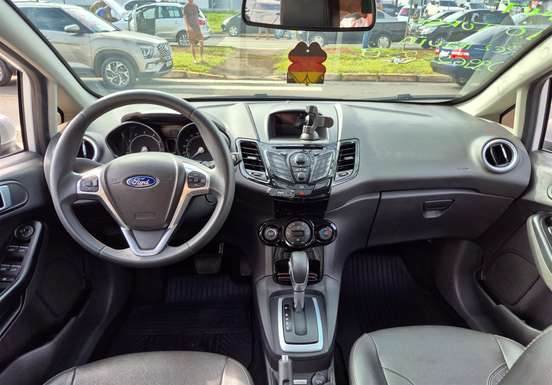 FORD-FIESTA-2016