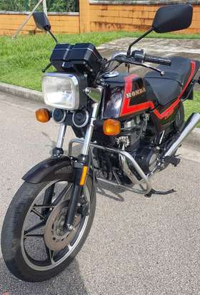 HONDA-CB 450-1985