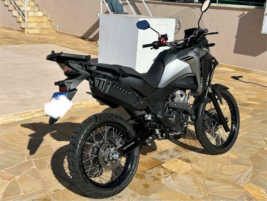HONDA-XRE 300 SAHARA-2024