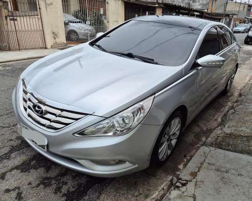 HYUNDAI-SONATA-2010