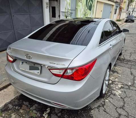 HYUNDAI-SONATA-2010