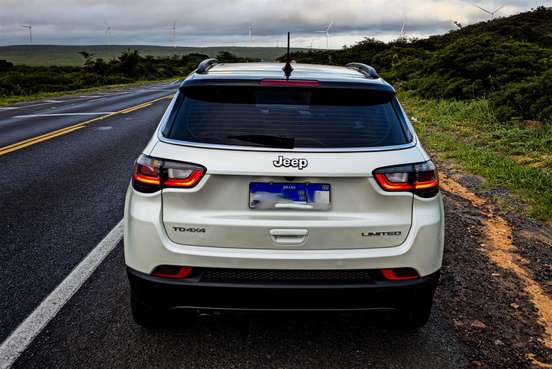 JEEP-COMPASS-2023